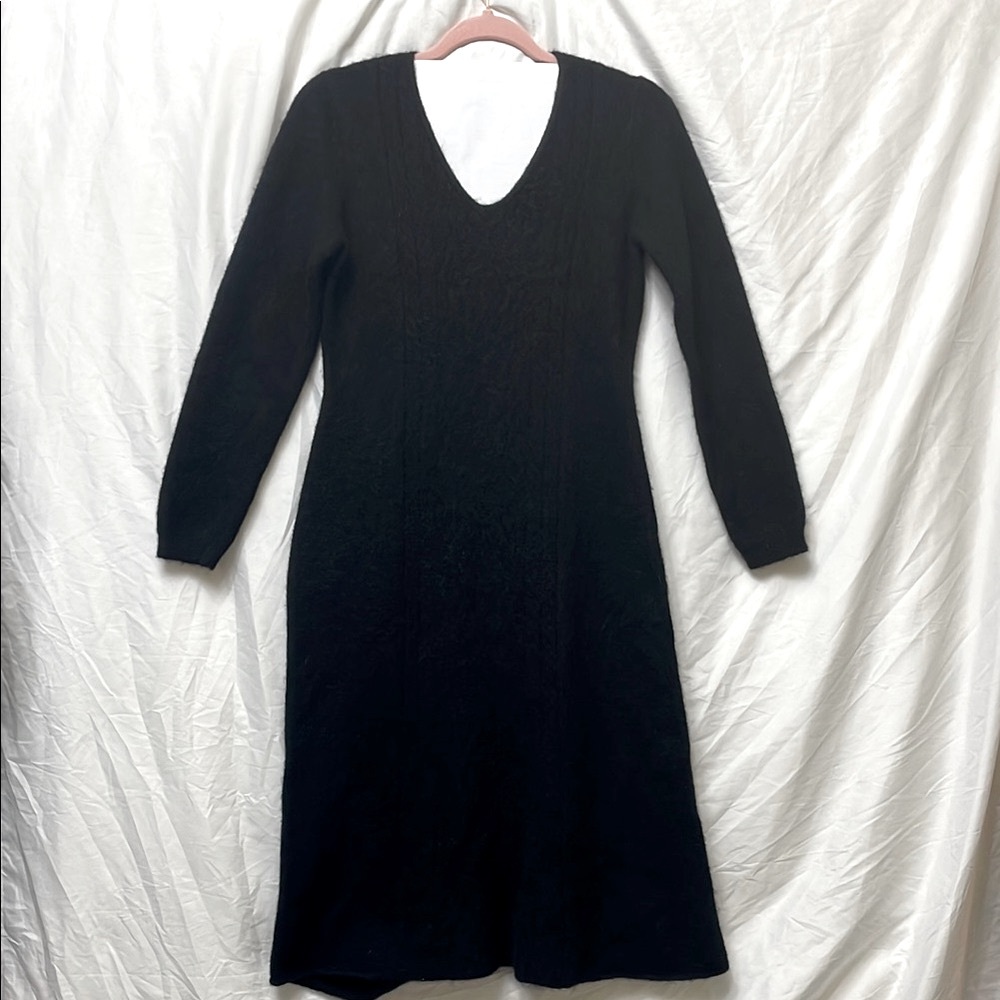 100% Royal ALPACA Peruvian Connection Black V-Neck Long Sleeve Sweater Dress, L